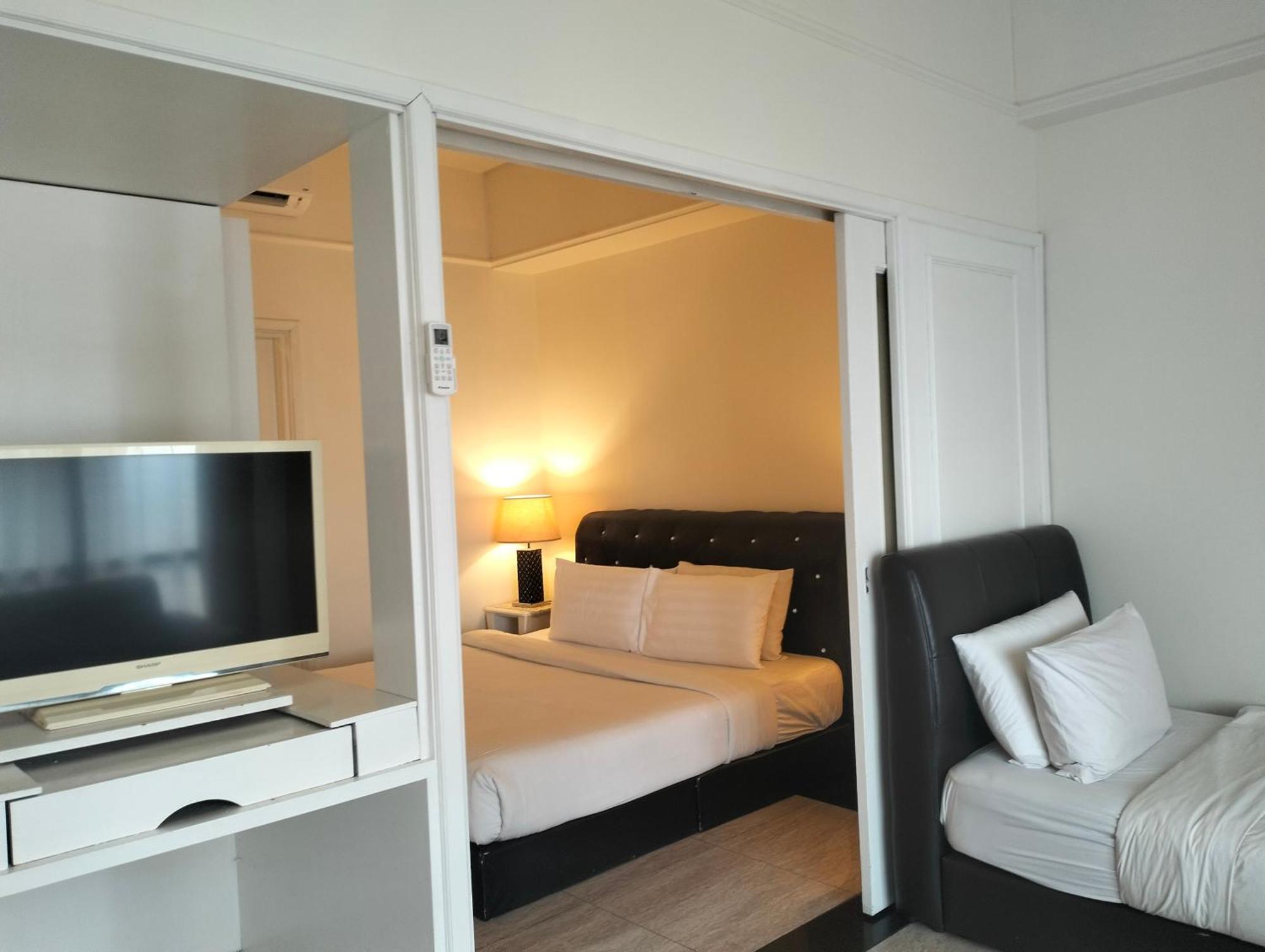 Berjaya Times Square Service Suite By Luna Kuala Lumpur Exterior photo