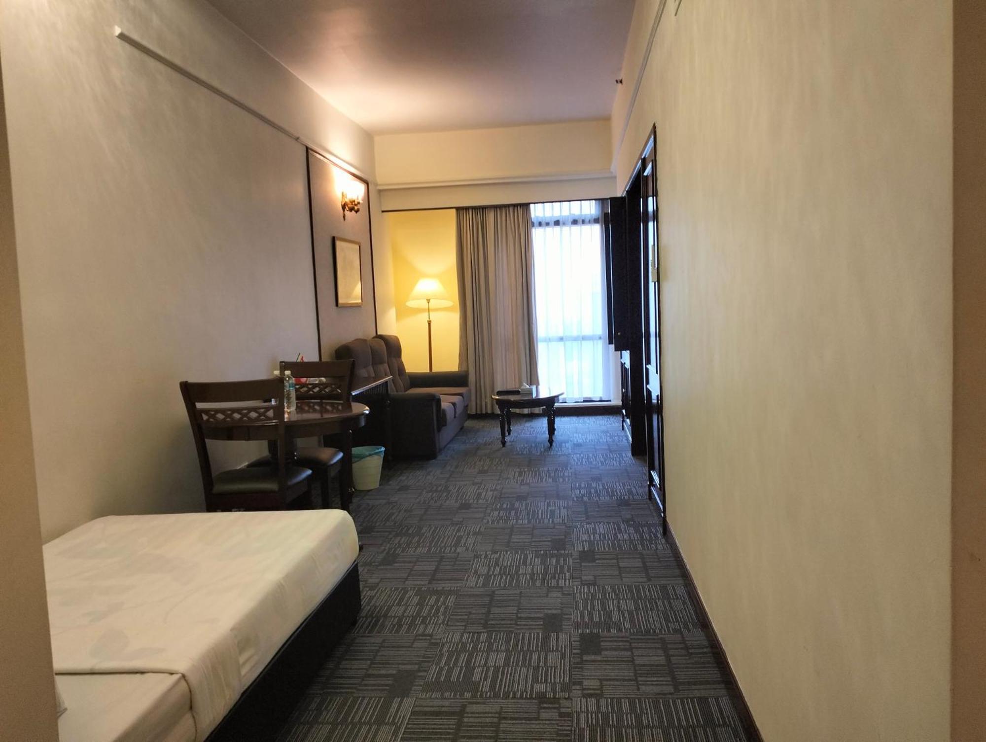 Berjaya Times Square Service Suite By Luna Kuala Lumpur Exterior photo
