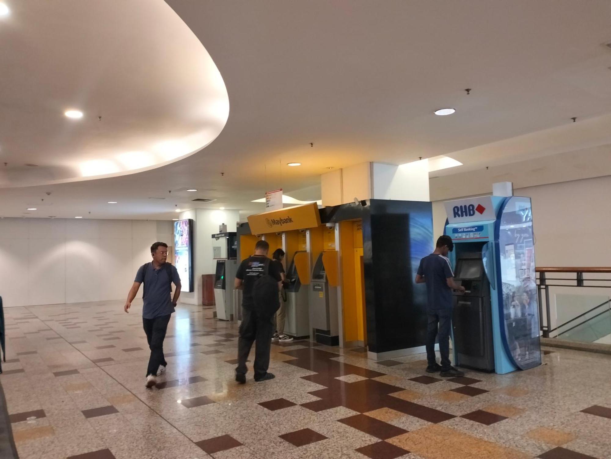 Berjaya Times Square Service Suite By Luna Kuala Lumpur Exterior photo