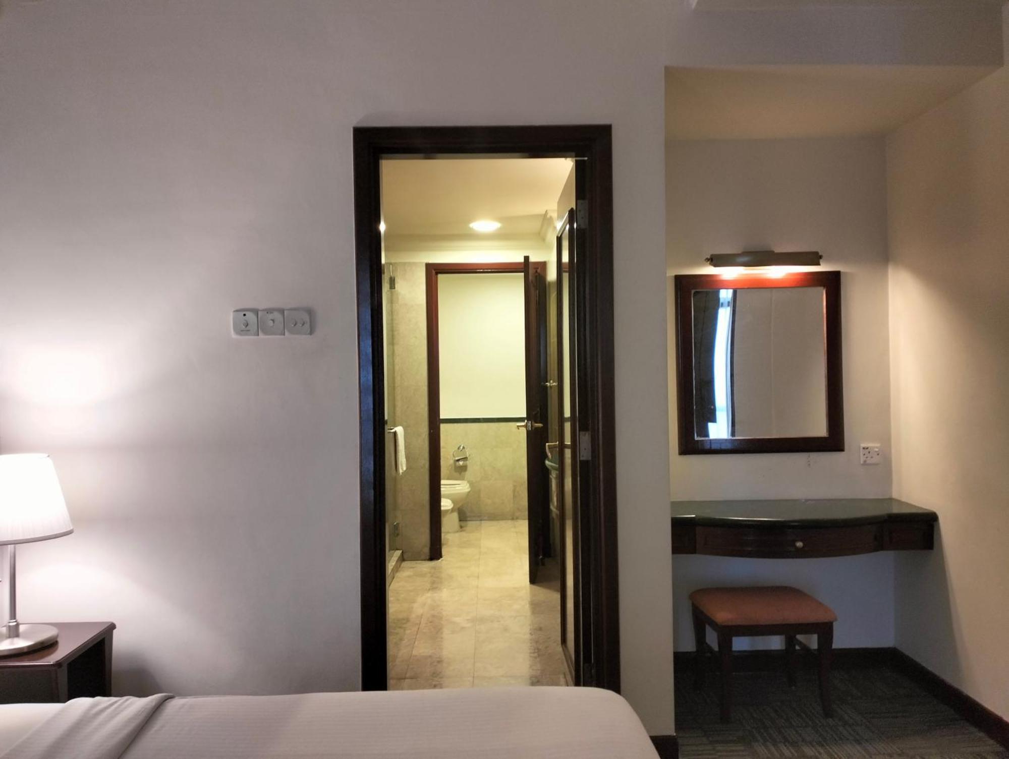 Berjaya Times Square Service Suite By Luna Kuala Lumpur Exterior photo
